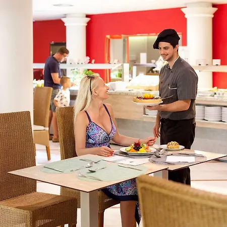 Hotel Olivos 3*